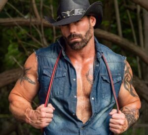 GI Joey Opens Up About His Incredible Journey on the In The Tub podcast